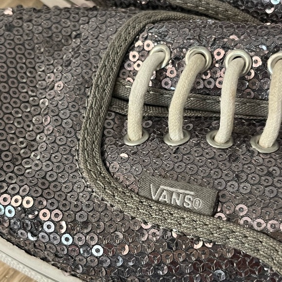 Vans Sequins a Sparkles 6 - Picture 2 of 6